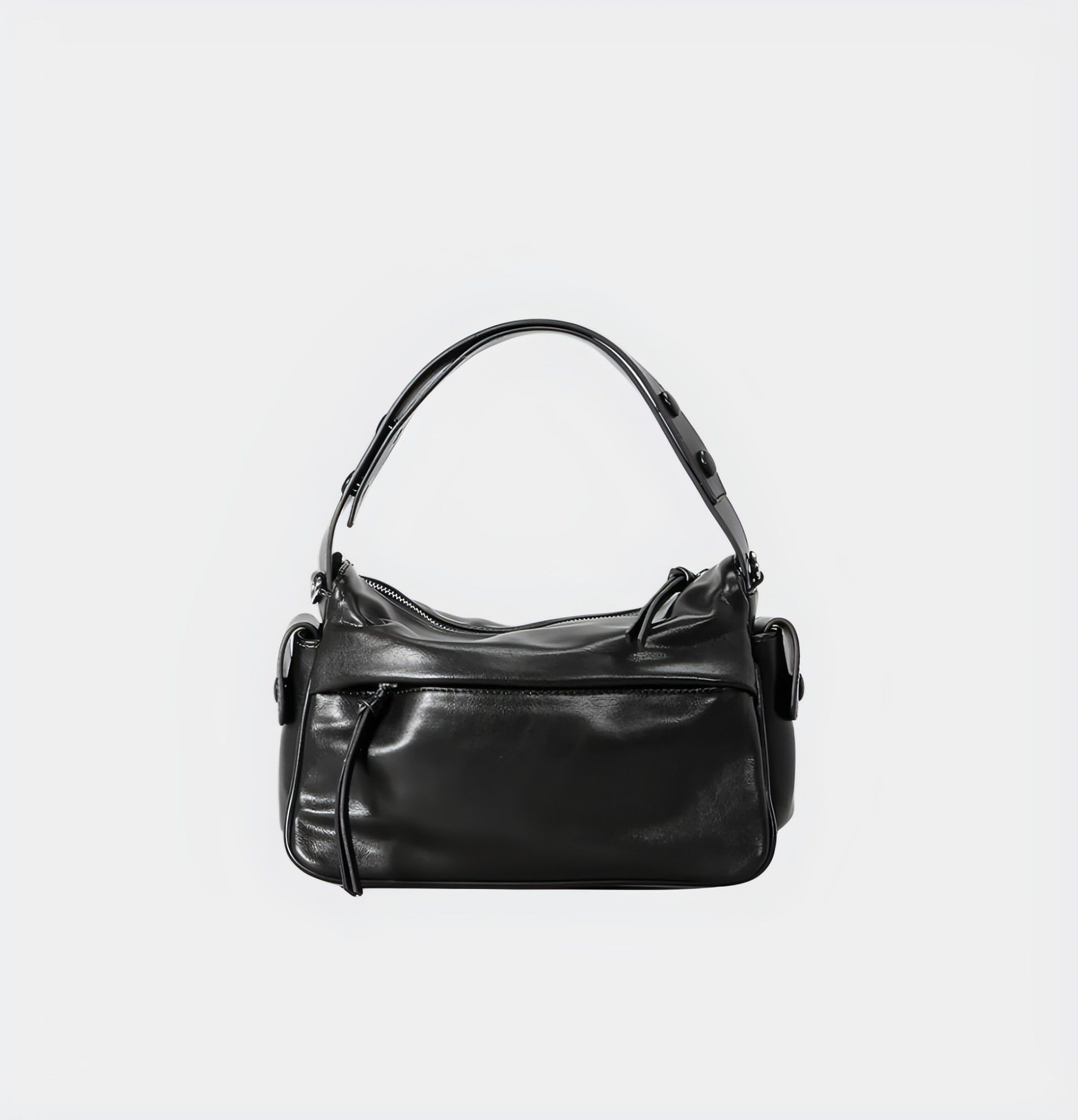 Chic Shoulder Bag with Multiple Pockets