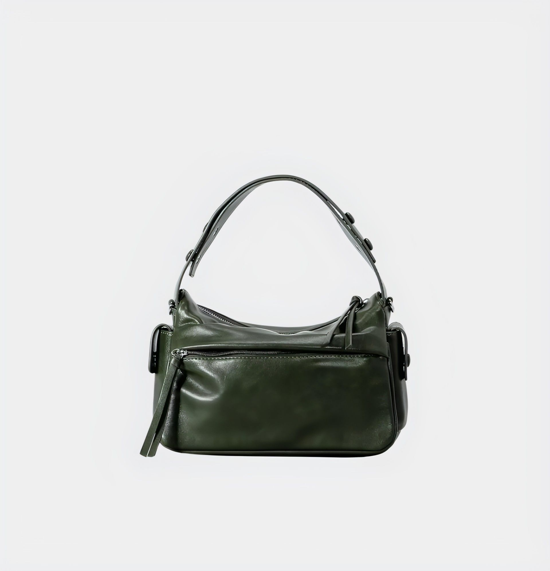 Chic Shoulder Bag with Multiple Pockets